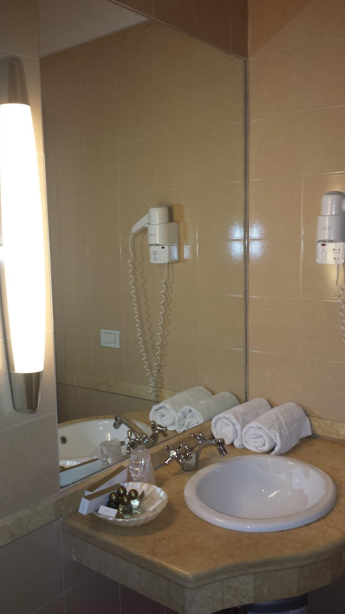 Due Colonne Hotel 3*