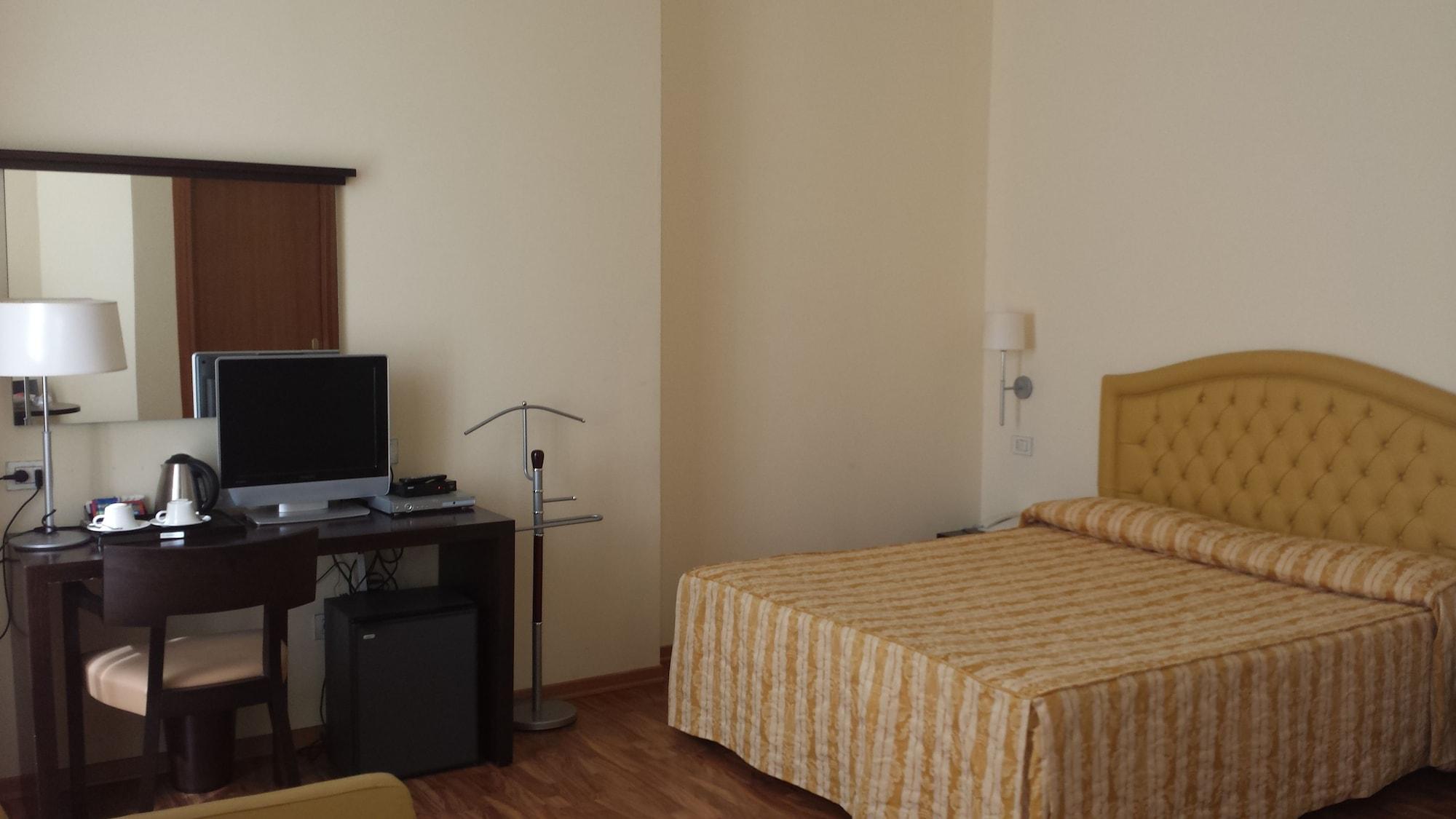 Due Colonne Hotel