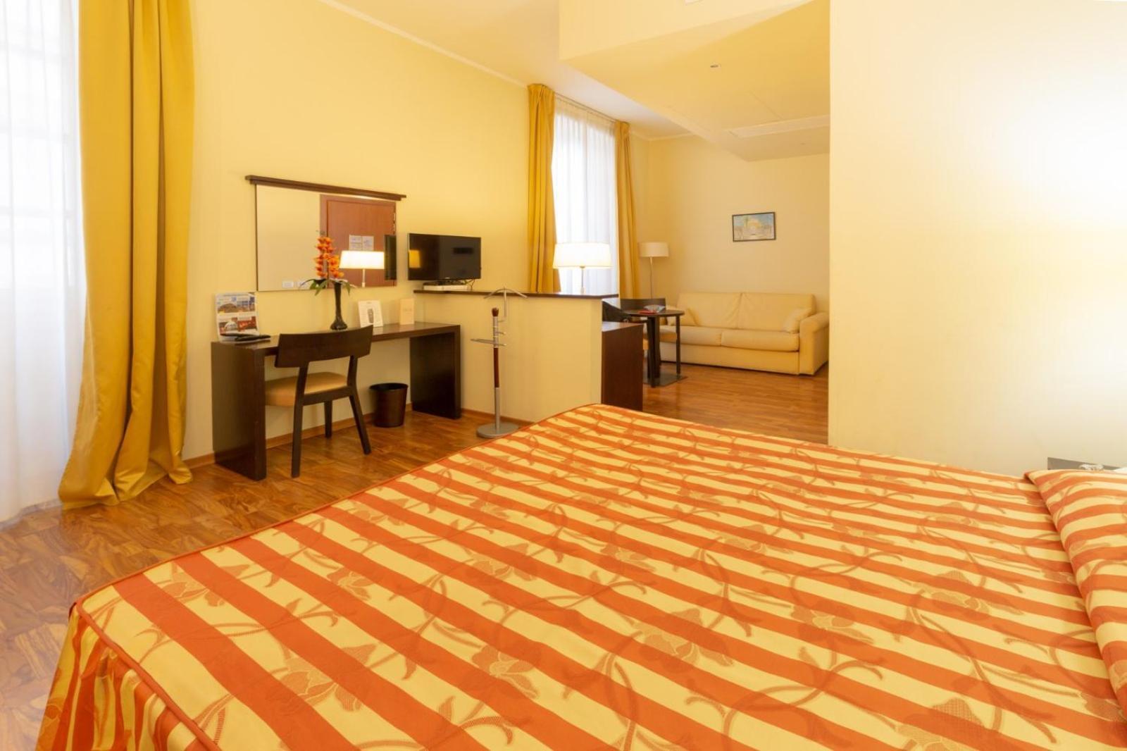 Due Colonne 3*
