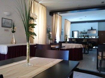 Hotel Due Colonne 3*